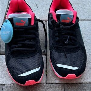 Puma Kids Black and Neon Pink Sneakers